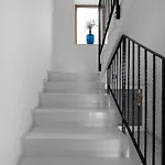 Apartment House Wisteria