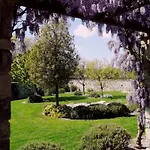 דירה House Wisteria *