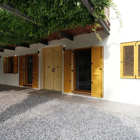 House Wisteria Apartman