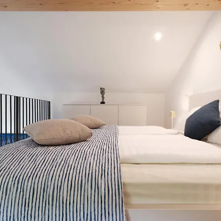 Apartman House Wisteria