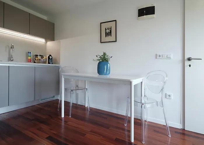 House Wisteria Apartma