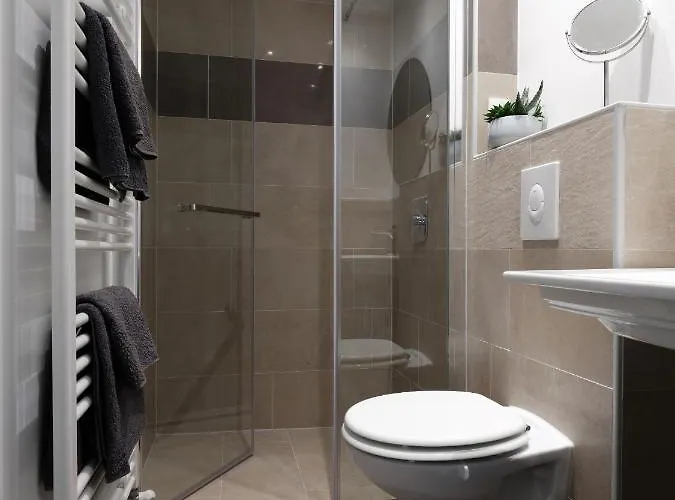 House Wisteria Daire *