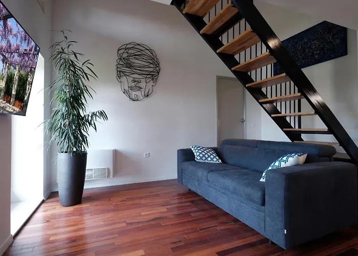 House Wisteria Apartma Kostanjevica na Krasu