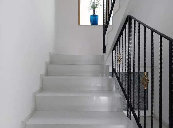 شقة House Wisteria