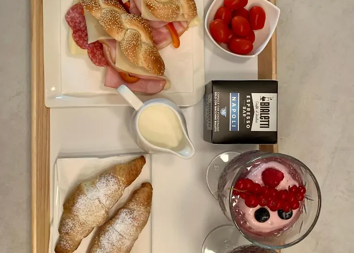 Daire House Wisteria *